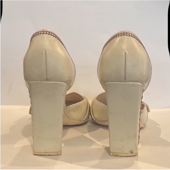 Authentic Christian Dior luxury designer signature cream leather heels sz 7 - Picture 8 of 13